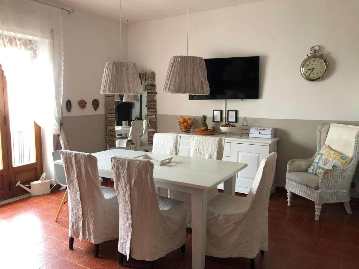 بيسْكيتْشّي Fiore Bed And Breakfast المظهر الخارجي الصورة